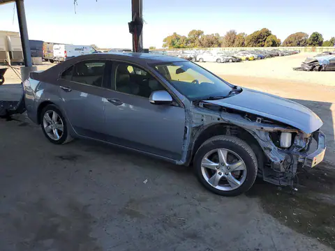 JH4CU2F63EC001415 — 2014 Acura TSX, zdjęcie 4 z Copart 20.10.2026, Przód