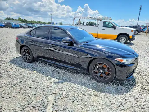 ZARFAMAN6M7641603 — 2021 Alfa Romeo Giulia, фото 4 з Copart, Незначні вм’ятини й подряпини