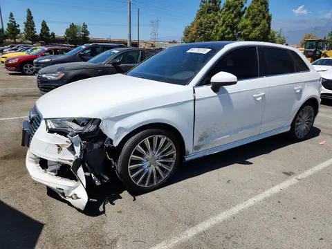 WAUTPBFFXGA097774 — 2016 Audi A3, Передняя часть (Front End), фото до ремонта