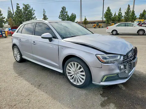 WAUTPBFF6HA037962 — 2017 Audi A3, фото 4 с аукциона Copart 29.09.2026, Передняя часть