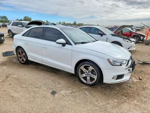 WAUAUGFF8H1032596 — 2017 Audi A3, photo 4 from Copart, Front end