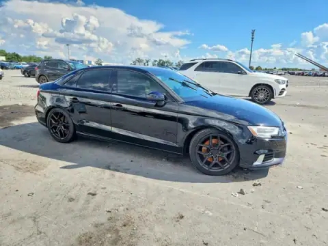 WAUAUGFFXJ1060342 — 2018 Audi A3, foto 4 de Copart 21.10.2026, Parte delantera