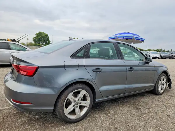 WAUAUGFF2J1041512 — 2018 Audi A3, photo 3 from Copart 29.09.2026, Front end