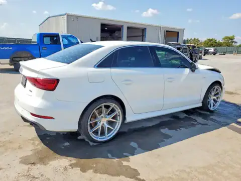 WAUJEGFF1KA089873 — 2019 Audi A3, foto 3 de Copart, Parte delantera