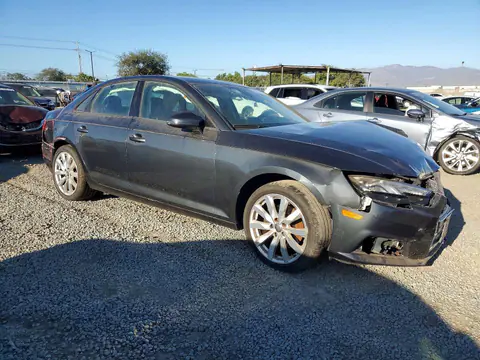 2017 Audi A4 VIN WAUGMAF41HA078647 фото 4