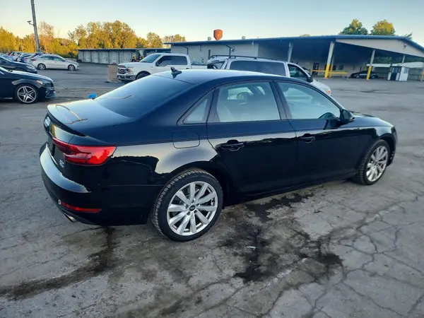 WAUANAF4XHN047585 — 2017 Audi A4, photo 3 from Copart 29.09.2026, Rear end