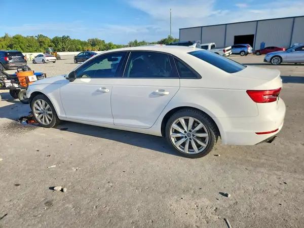 WAUANAF41HN006732 — 2017 Audi A4, photo 2 from Copart 12.10.2026, Front end