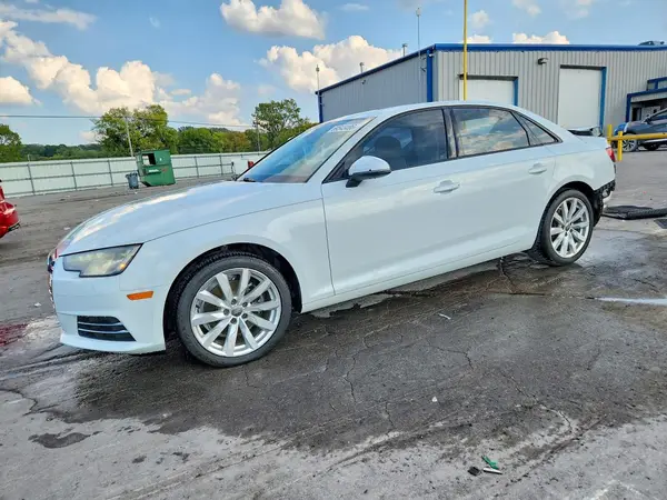 WAUGMAF45HA139563 — 2017 Audi A4, Задняя часть (Rear End), фото до ремонта