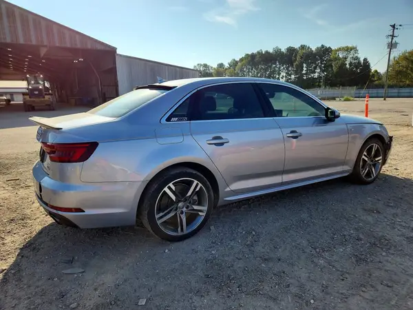 WAUENAF43JA042503 — 2018 Audi A4, фото 3 с аукциона Copart, Передняя часть