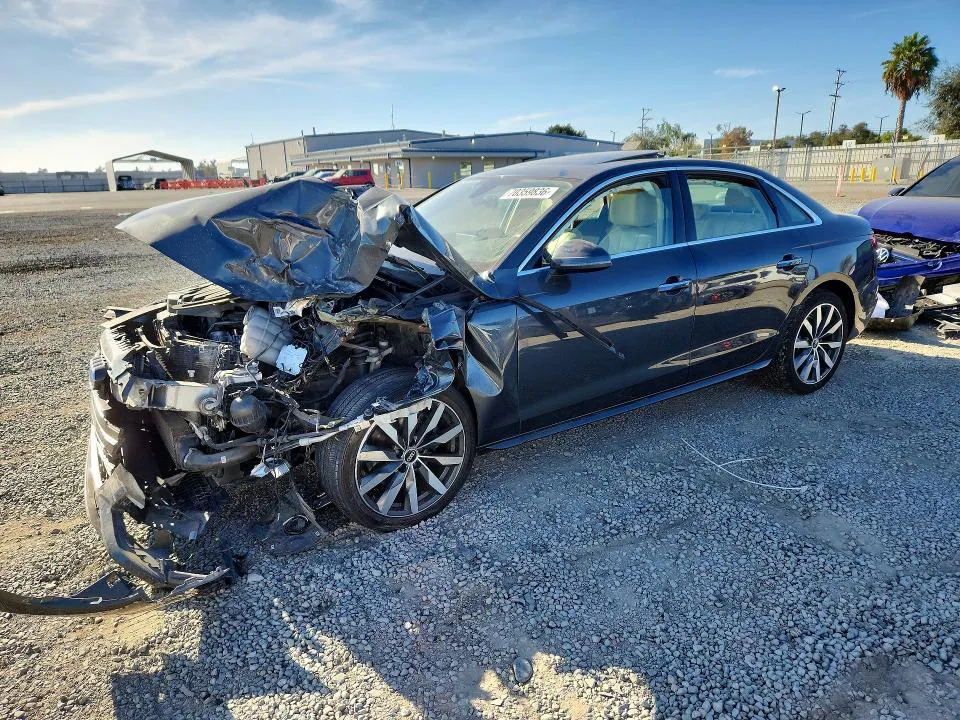 2021 Audi A4 VIN WAUABAF42MA086651 фото 1