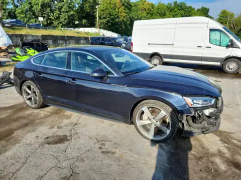 WAUENCF5XJA032748 — 2018 Audi A5, foto 4 de Copart 24.09.2026, Lateral