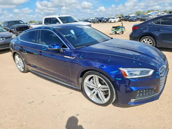 WAUENCF54KA077413 — 2019 Audi A5, фото 4 с аукциона Copart, Передняя часть