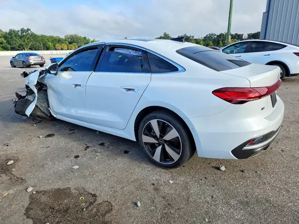 WAU1BCFU0SN104923 — 2025 Audi A5, фото 2 с аукциона Copart, Передняя часть