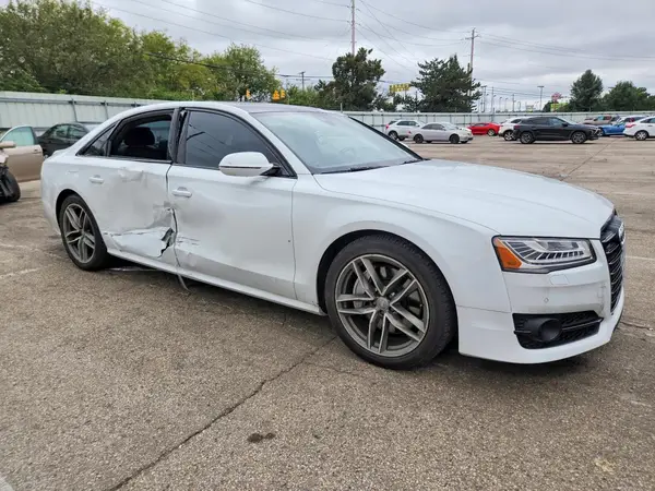WAU44AFD2HN018114 — 2017 Audi A8, фото 4 с аукциона Copart, Боковая часть