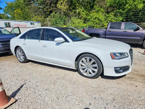 2017 AUDI A8 VIN WAU43AFD1HN018284 фото 4