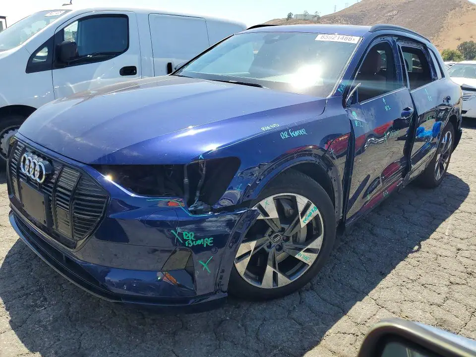 WA1AAAGE9MB021930 Audi E-Tron 2021 — Side damage, before-repair photo