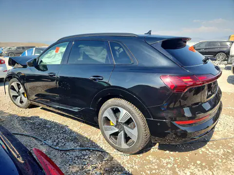 2022 AUDI E-TRON VIN WA1LAAGE5NB028707 фото 2
