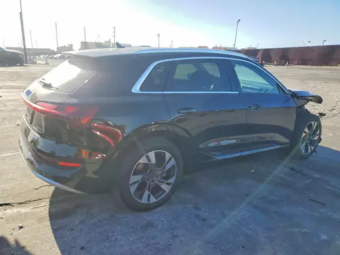 2022 Audi E-Tron VIN WA1AAAGE0NB020148 фото 3