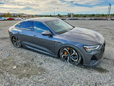 WA12ABGE7PB025389 — 2023 Audi E-Tron, фото 4 с аукциона Copart 14.10.2026, Повреждения снизу