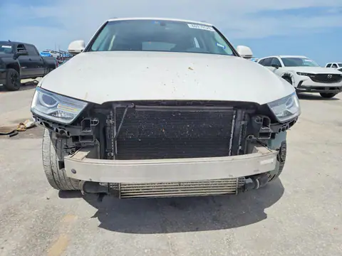 WA1ECCFS2HR013762 — 2017 Audi Q3, zdjęcie 5 z Copart 28.10.2026, Przód
