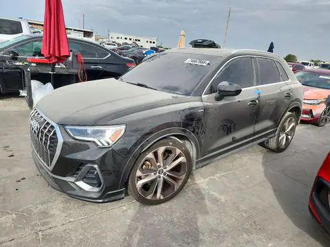 WA1EECF31L1044480 — 2020 Audi Q3, Lateral, fotos antes de reparar