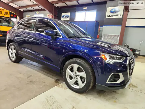 2021 Audi Q3 Premium Plus 40 VIN WA1BUCF36M1137227 фото 4