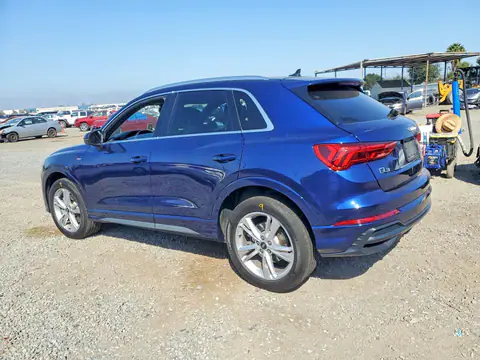 WA1EECF35N1025384 — 2022 Audi Q3, фото 2 с аукциона Copart 29.09.2026, Боковая часть