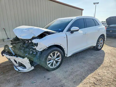 WA1DECF36R1124202 — 2024 Audi Q3, Przód (Front End), zdjęć przed naprawą