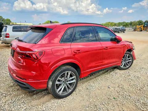 WA1EECF35R1020238 — 2024 Audi Q3, ფოტო 3, Copart 21.10.2026, წინა ნაწილი