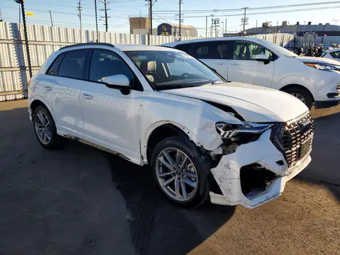 WA1DECF3XS1107893 — 2025 Audi Q3, zdjęcie 4 z Copart 19.10.2026, Bok