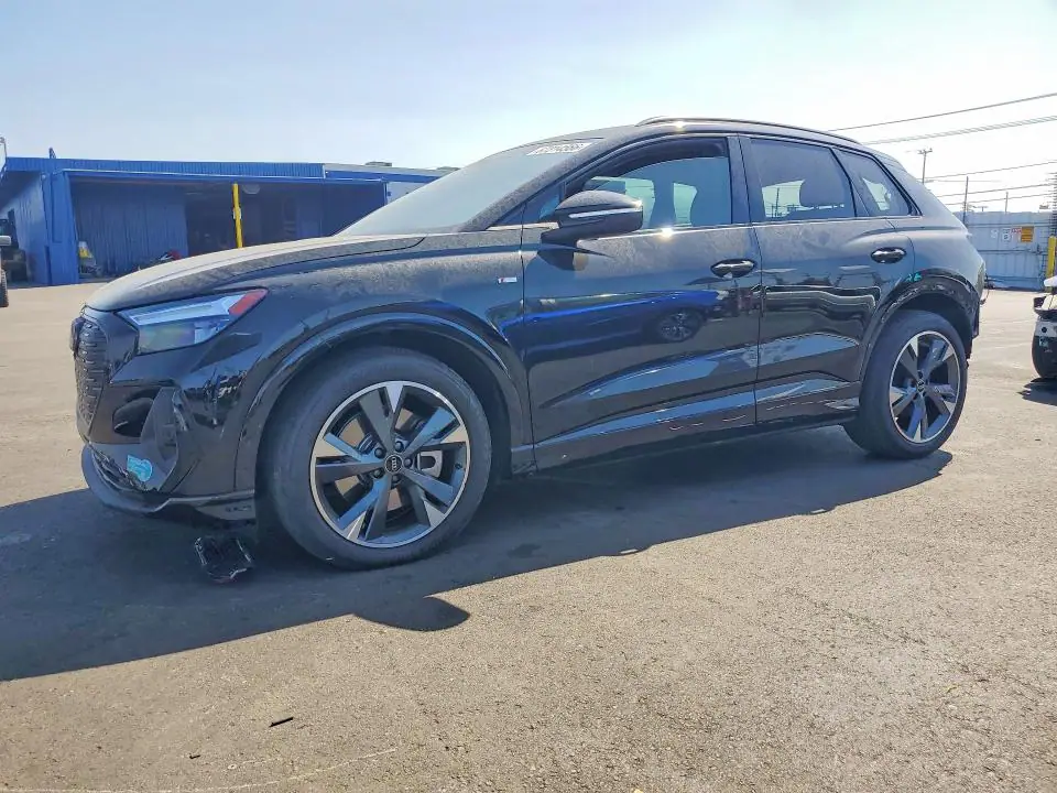 WA1LUBFZ2RP054563 Audi Q4 E-Tron 2024 — повреждение Задняя часть, фото до ремонта
