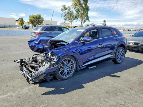 WA1MUBFZ1SP062700 — 2025 Audi Q4 E-Tron, ПЕРЕДНЯЯ ЧАСТЬ (Front End), фото до ремонта