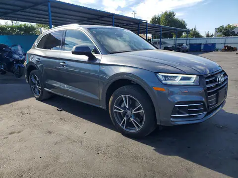 WA1F2AFY4L2055500 — 2020 Audi Q5 E, zdjęcie 4 z Copart 20.10.2026, Tył