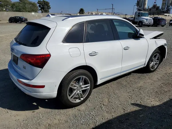 WA1C2AFP5HA092790 — 2017 Audi Q5, фото 3 с аукциона Copart, Передняя часть