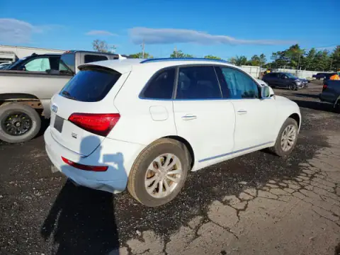 WA1C2AFPXHA081980 — 2017 Audi Q5, zdjęcie 3 z Copart 02.10.2026, Zalanie