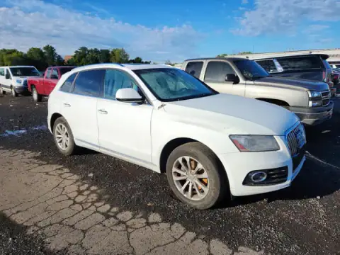 WA1C2AFPXHA081980 — 2017 Audi Q5, zdjęcie 4 z Copart 02.10.2026, Zalanie