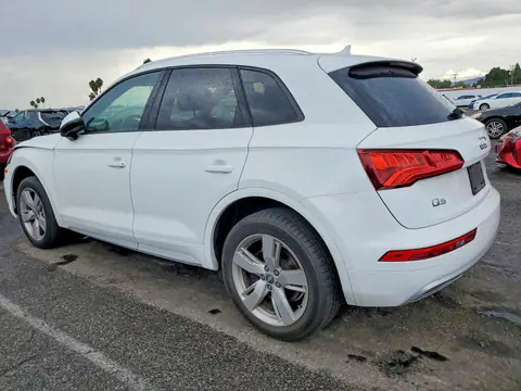 WA1ANAFY9J2007845 — 2018 Audi Q5, photo 2 from Copart 16.10.2026, Front end