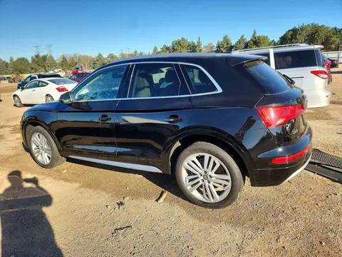 WA1BNAFY7J2037074 — 2018 Audi Q5, photo 2 from Copart, Mechanical damage