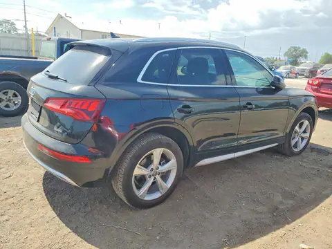 WA1ANAFY1L2092246 — 2020 Audi Q5, photo 3 from Copart 16.10.2026, Front end