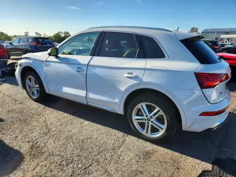 WA1E2AFY2M2048137 — 2021 Audi Q5, фото 2 з Copart 02.10.2026, Передня частина