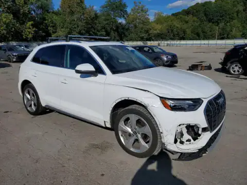WA1BAAFY1M2012171 — 2021 Audi Q5, foto 4 de Copart 08.10.2026, Parte delantera