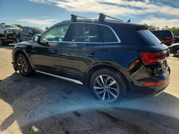 WA1BAAFY4M2111244 — 2021 Audi Q5, photo 2 from Copart, Front end