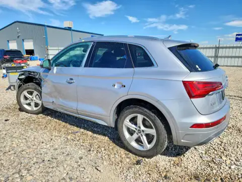 WA1ABAFY5N2122702 — 2022 Audi Q5, foto 2 de Copart, Lateral