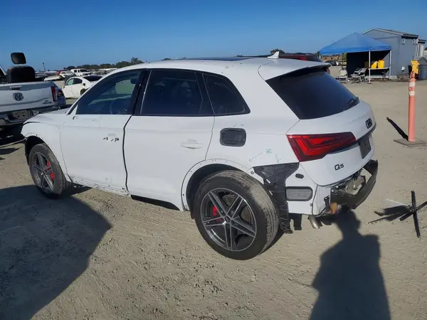 WA1F2AFY7R2104732 — 2024 Audi Q5, фото 2 с аукциона Copart, Передняя часть