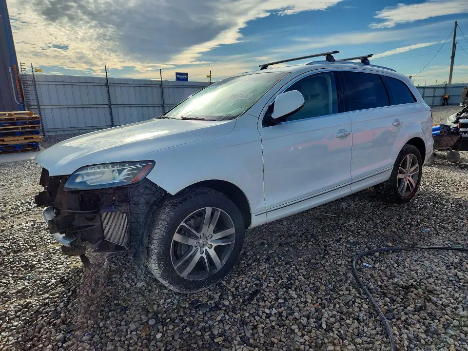 WA1LMAFE2FD022135 Audi Q7 2015 — daño Parte delantera, foto antes de reparar