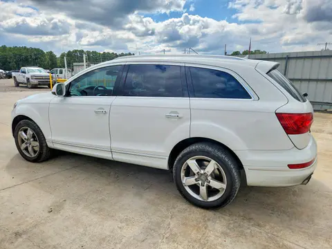 2015 AUDI Q7 VIN WA1LGAFE8FD019182 фото 2