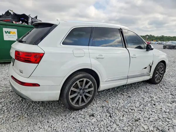 WA1AAAF72HD008384 — 2017 Audi Q7, photo 3 from Copart, Side