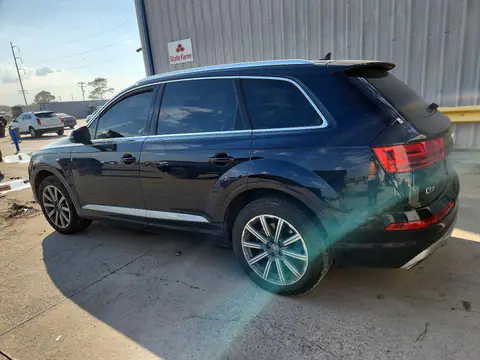 WA1LHAF72HD057721 — 2017 Audi Q7, фото 2 з Copart 21.10.2026, Бокова частина