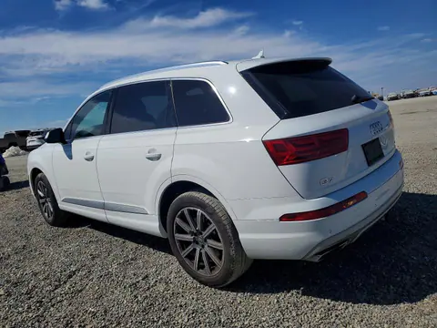 2017 Audi Q7 VIN WA1LHAF73HD055492 фото 2