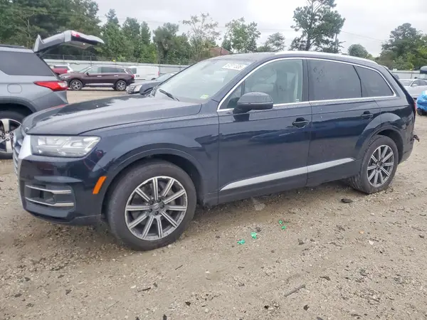 WA1VAAF71HD044729 Audi Q7 2017 — uszkodzenie Tył, zdjęcie przed naprawą